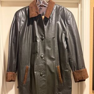 TROTTER genuine cowhide leather coat. Lined. Heritage, Just right any time.